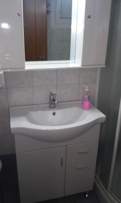 Balkan House Potos Cameră foto